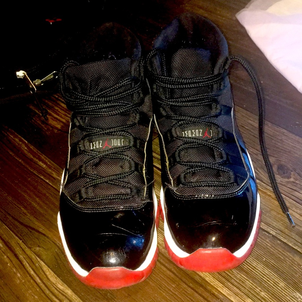 Bred 11s